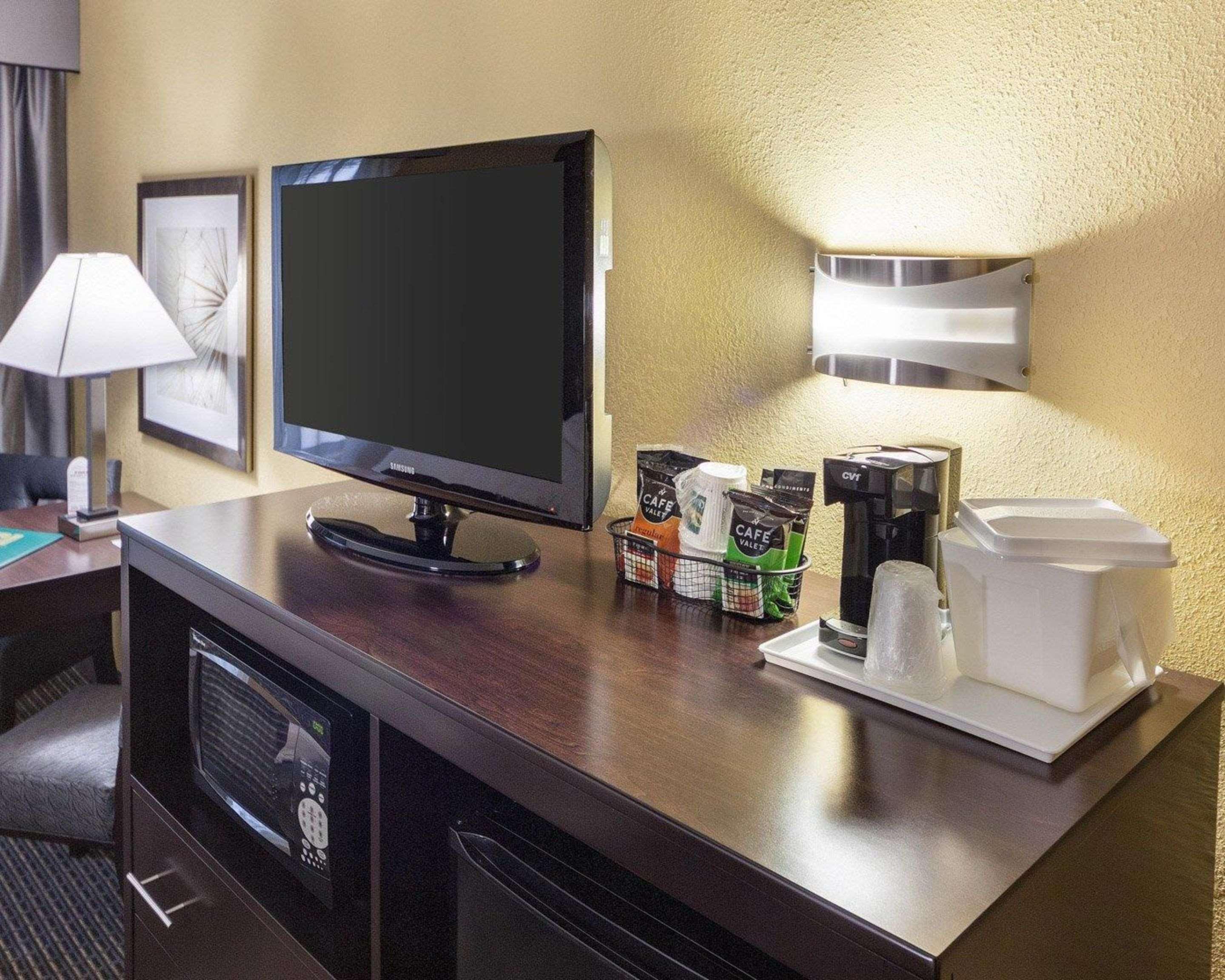Quality Inn Montpelier エクステリア 写真